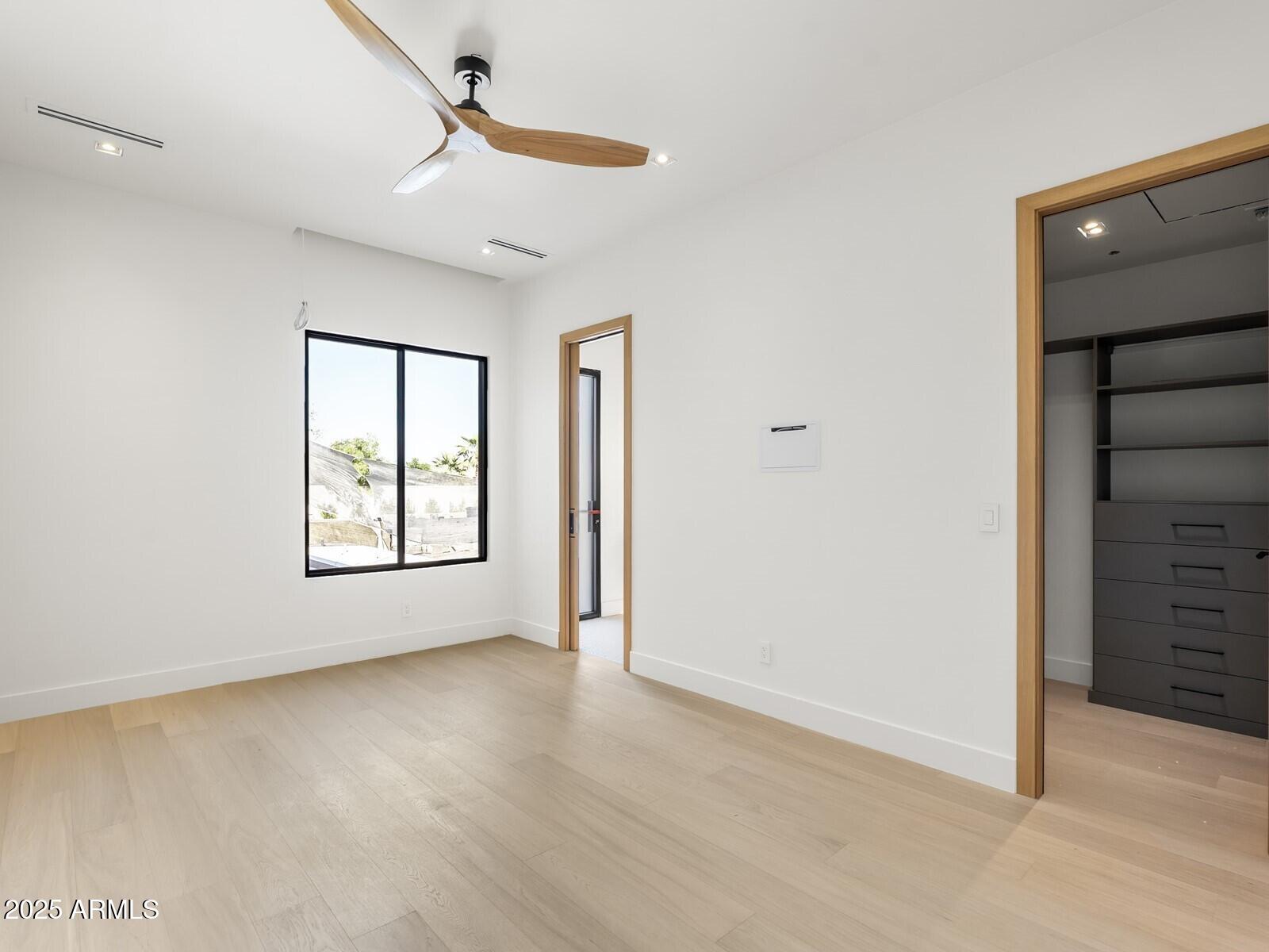 5305 North 68th Place Paradise Valley, AZ 85253 - Photo 49 of 67 060_Bedroom