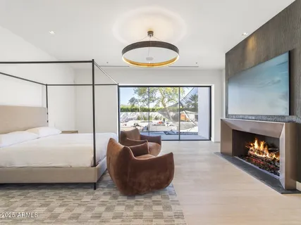 $8,672,000 | 5305 North 68th Place, Paradise Valley, AZ 85253