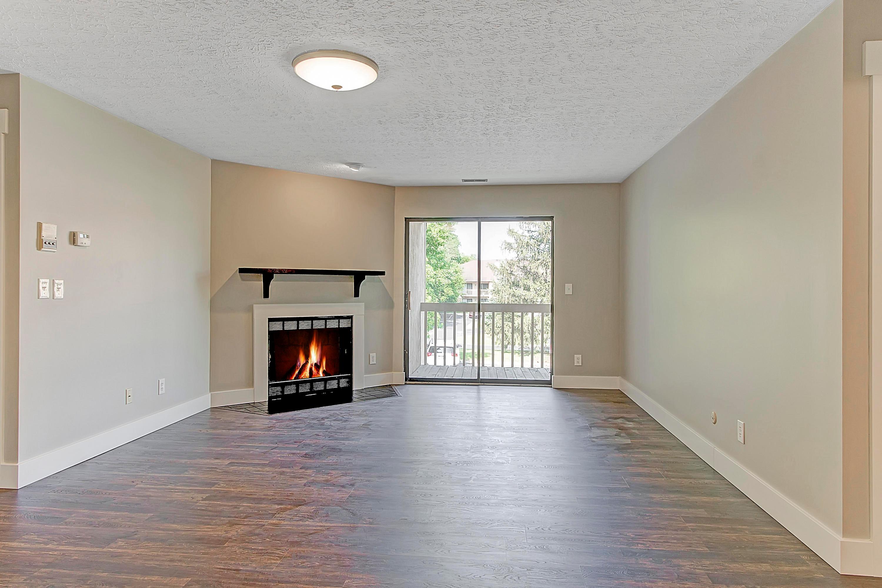 2175 Hedgerow Road, Unit 2175E Columbus, OH 43220 - Photo 4 of 27
