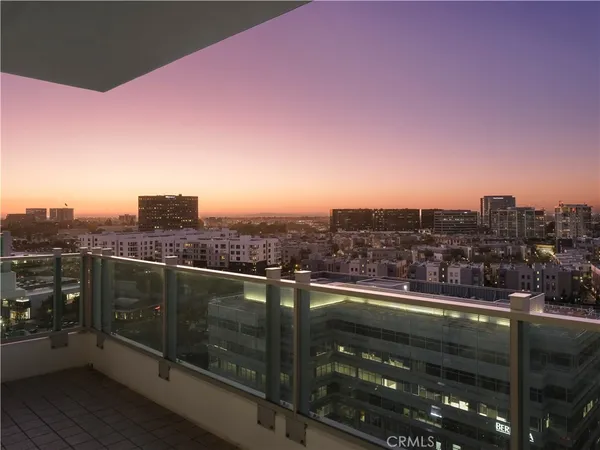 $1,599,000 | 3131 Michelson Drive, Unit 1607, Irvine, CA 92612