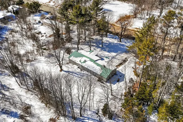 $327,500 | 235 Swan Lake Avenue, Belfast, ME 04915