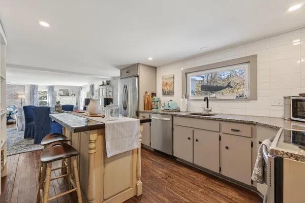 $327,500 | 235 Swan Lake Avenue, Belfast, ME 04915