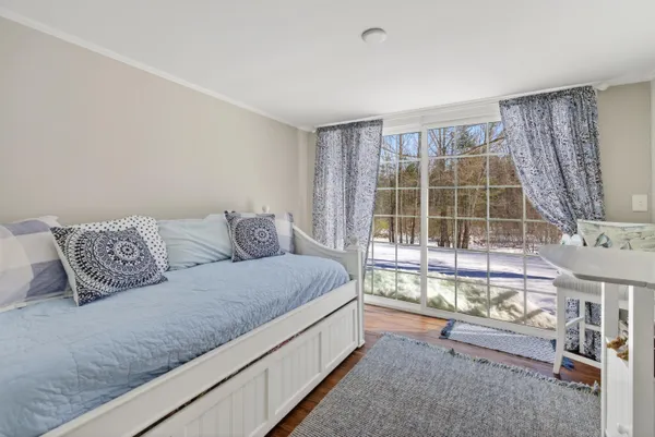 $327,500 | 235 Swan Lake Avenue, Belfast, ME 04915