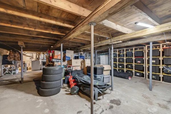 $327,500 | 235 Swan Lake Avenue, Belfast, ME 04915