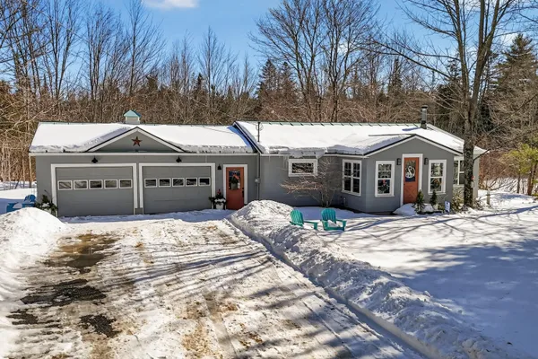 $327,500 | 235 Swan Lake Avenue, Belfast, ME 04915