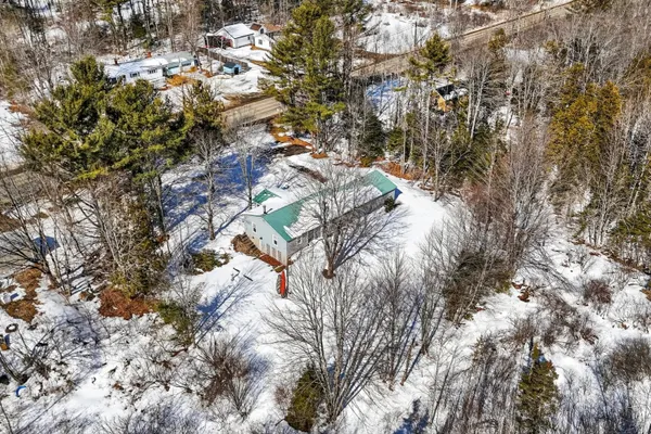 $327,500 | 235 Swan Lake Avenue, Belfast, ME 04915