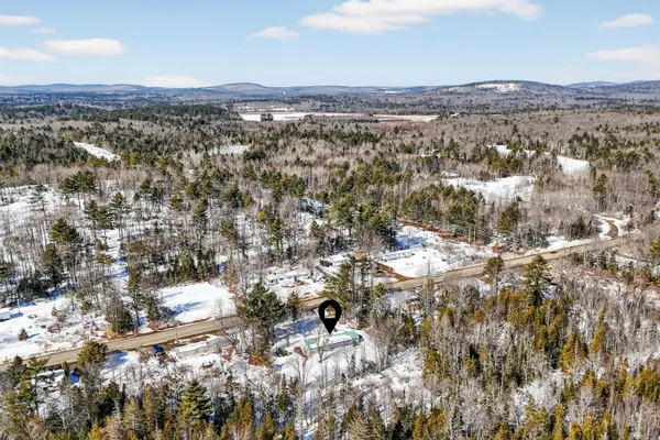 $327,500 | 235 Swan Lake Avenue, Belfast, ME 04915