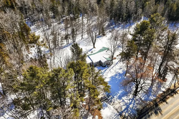 $327,500 | 235 Swan Lake Avenue, Belfast, ME 04915