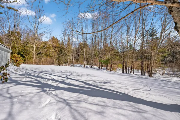 $327,500 | 235 Swan Lake Avenue, Belfast, ME 04915