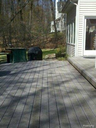 517 Timber Ridge Drive Highland, MI 48357 - Photo 2 of 5 Maintenance Free Back Deck.jpg