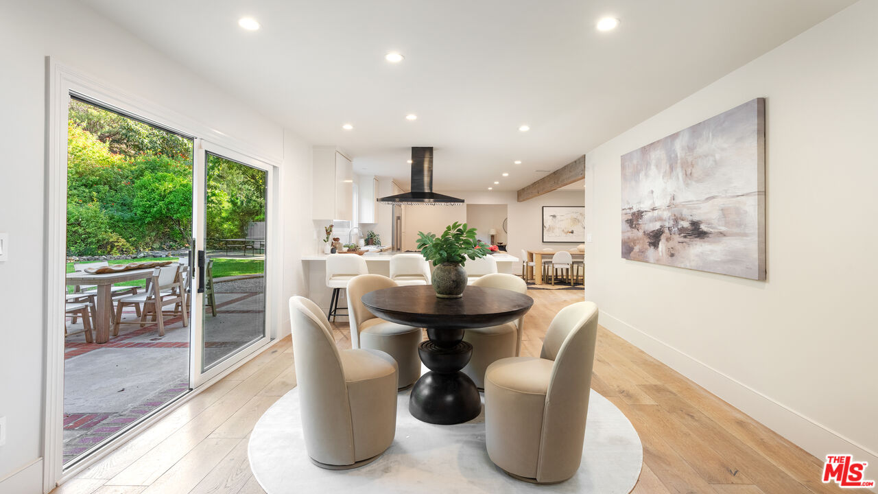 30601 Sicomoro Drive Malibu, CA 90265 - Photo 6 of 26