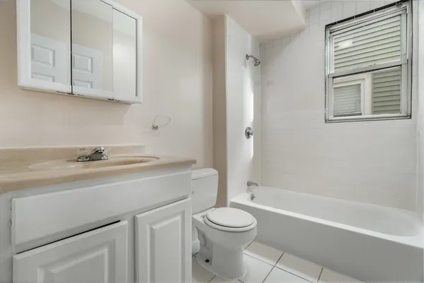 $2,650 | 157 River Street, Unit 2, Boston, MA 02126