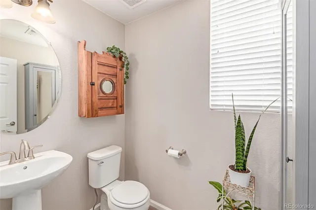 $429,900 | 4790 Kittredge Street, Denver, CO 80239