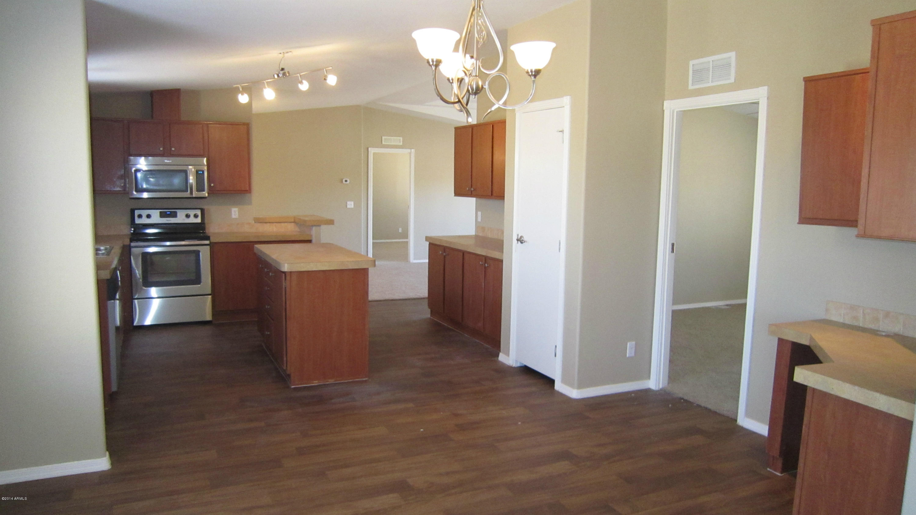 54016 West Ridoway Road Maricopa, AZ 85139 - Photo 14 of 37 Kitchen with stainless steel appliances