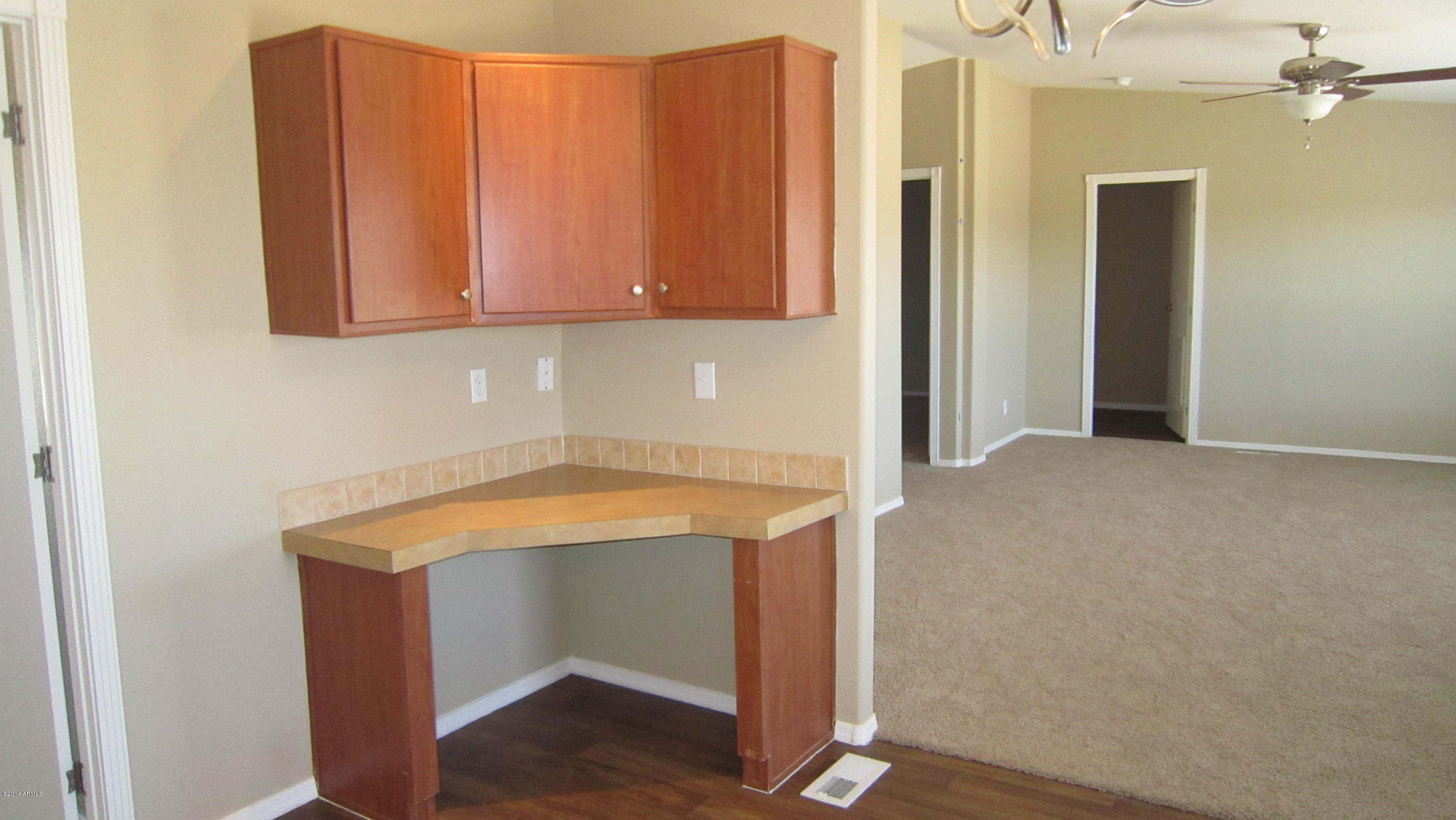 54016 West Ridoway Road Maricopa, AZ 85139 - Photo 20 of 37 Desk area in kitchen