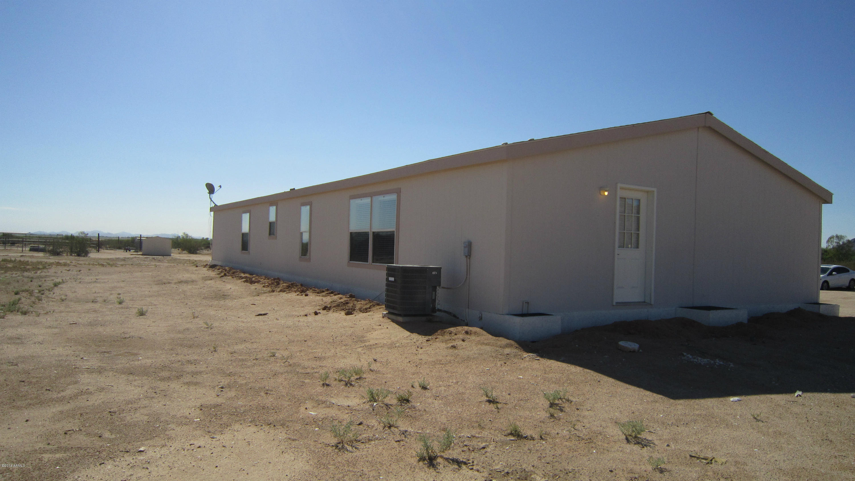 54016 West Ridoway Road Maricopa, AZ 85139 - Photo 34 of 37 Back of house