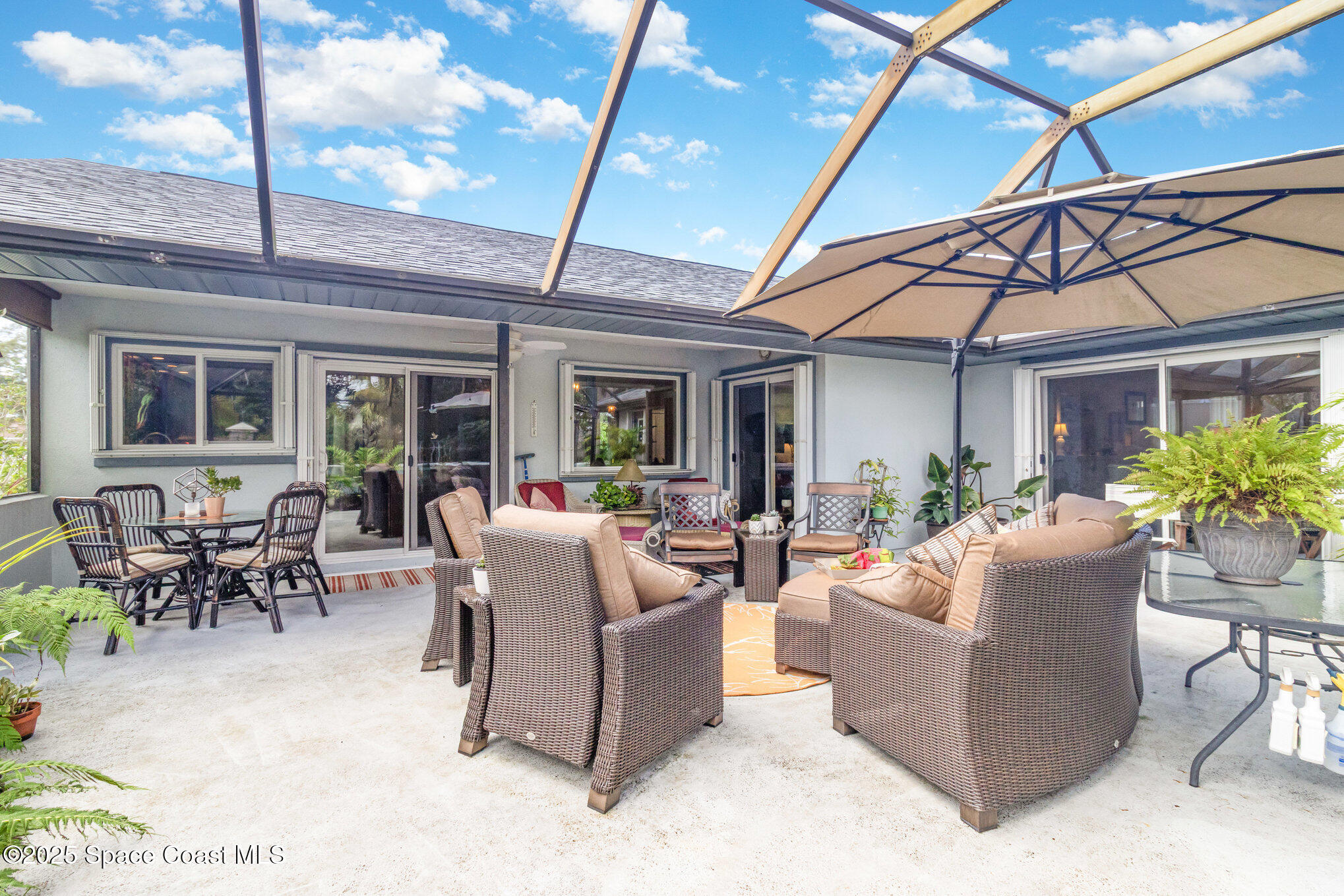 1484 Independence Avenue Melbourne, FL 32940 - Photo 17 of 30 a living room with furniture