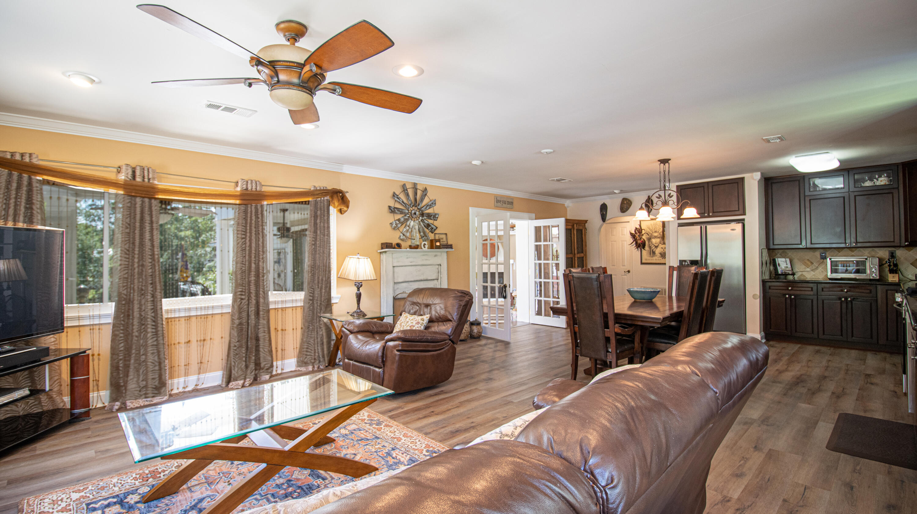 11425 Summer Lane Road Biloxi, MS 39532 - Photo 7 of 34 Family Room