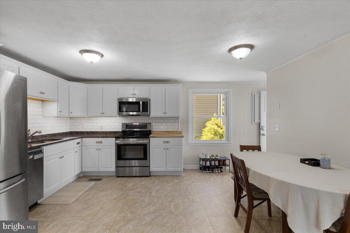 3719 3rd Street North Beach, MD 20714 - Photo 7 of 44 Kitchen & Breakfast Room