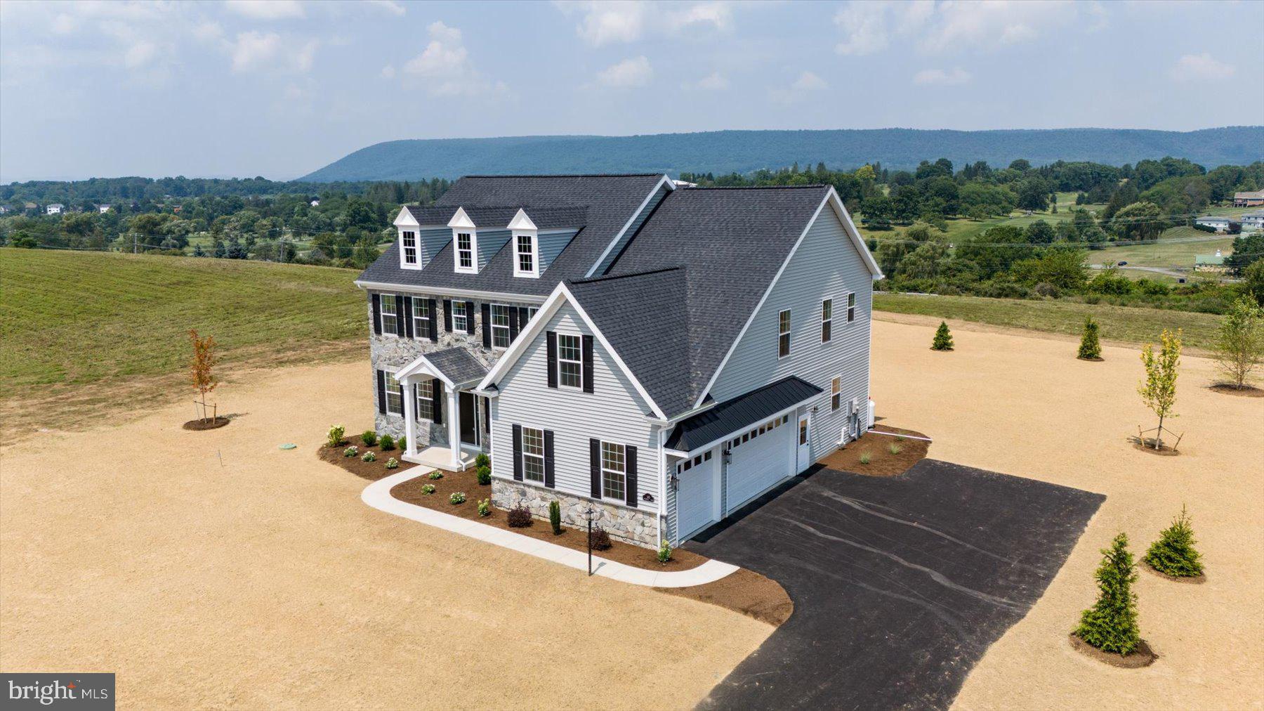 145 Roundhill Road Boalsburg, PA 16827 - Photo 4 of 57 Gallery Image 4