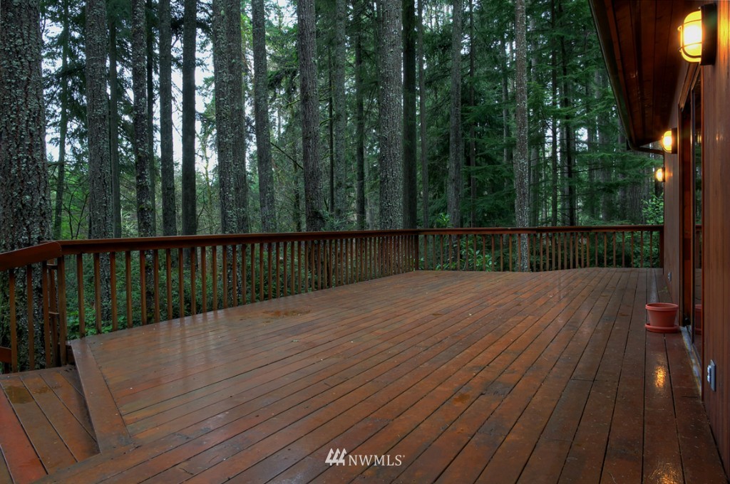14501 Cavalli Road Southeast Olalla, WA 98359 - Photo 11 of 15 Gallery Image 11