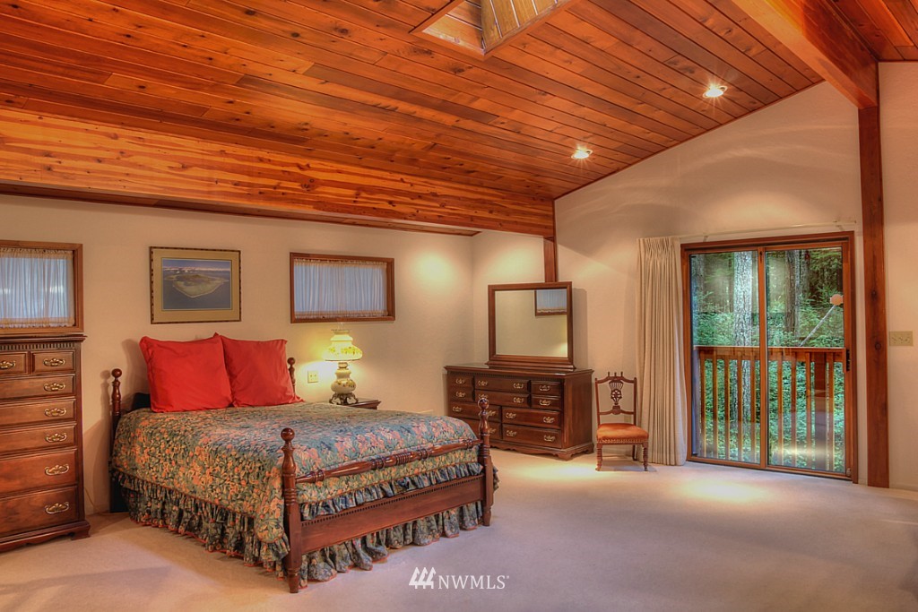 14501 Cavalli Road Southeast Olalla, WA 98359 - Photo 8 of 15 Gallery Image 8