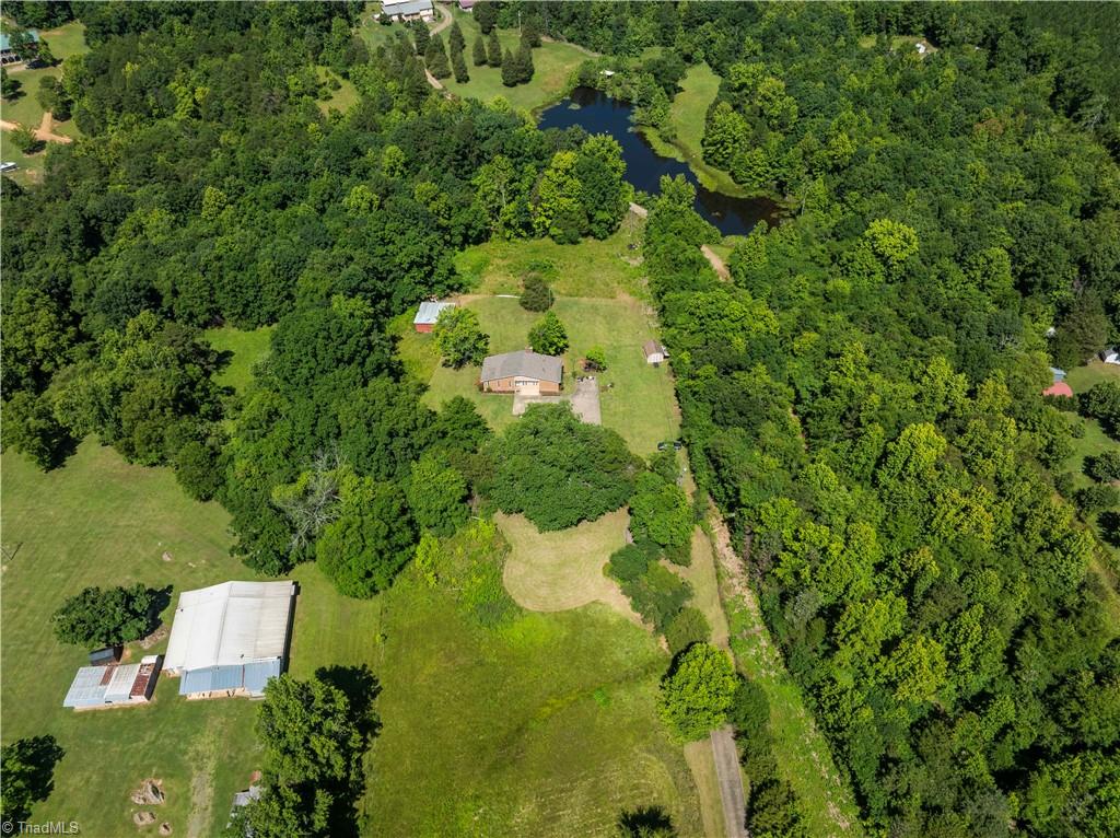 555 John Lookabill Road Lexington, NC 27292 - Photo 4 of 36 Gallery Image 4