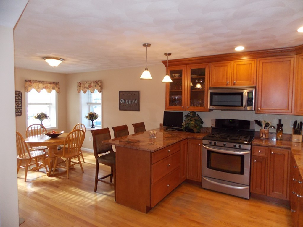 2 Glendale Road Burlington, MA 01803 - Photo 5 of 26 Gallery Image 5