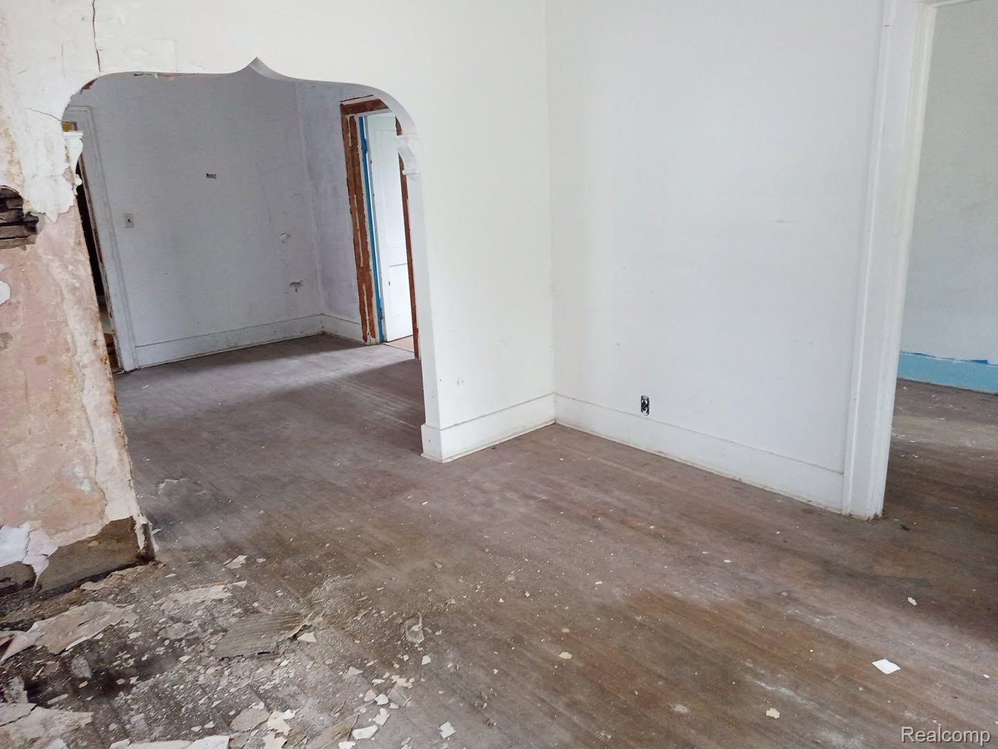 7477 Prairie Street Detroit, MI 48210 - Photo 12 of 37 Gallery Image 12