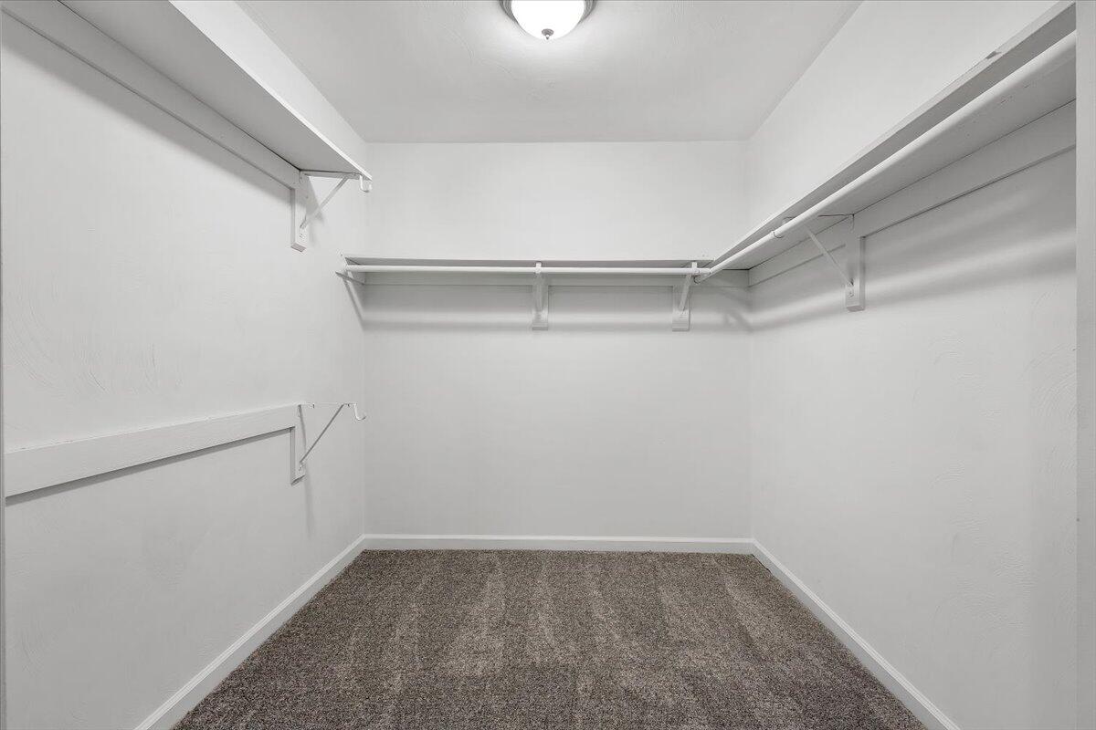 5679 Franklin Road Roanoke, VA 24014 - Photo 19 of 36 a view of an empty walk in closet