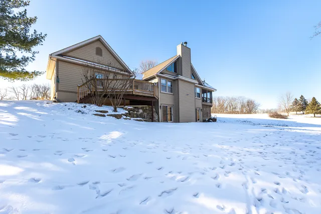 $415,000 | 155 Blackhawk Drive, Galena, IL 61036