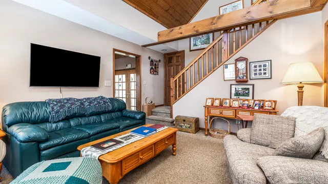 $415,000 | 155 Blackhawk Drive, Galena, IL 61036