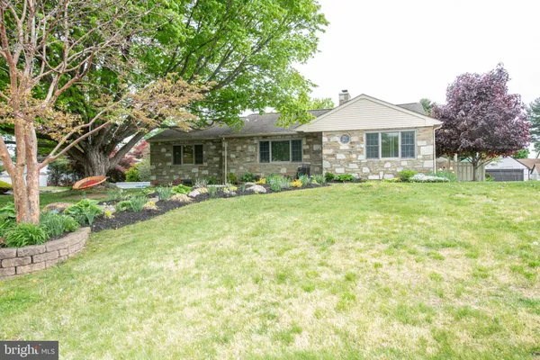 $649,900 | 1259 Glenbrook Road, Huntingdon Valley, PA 19006