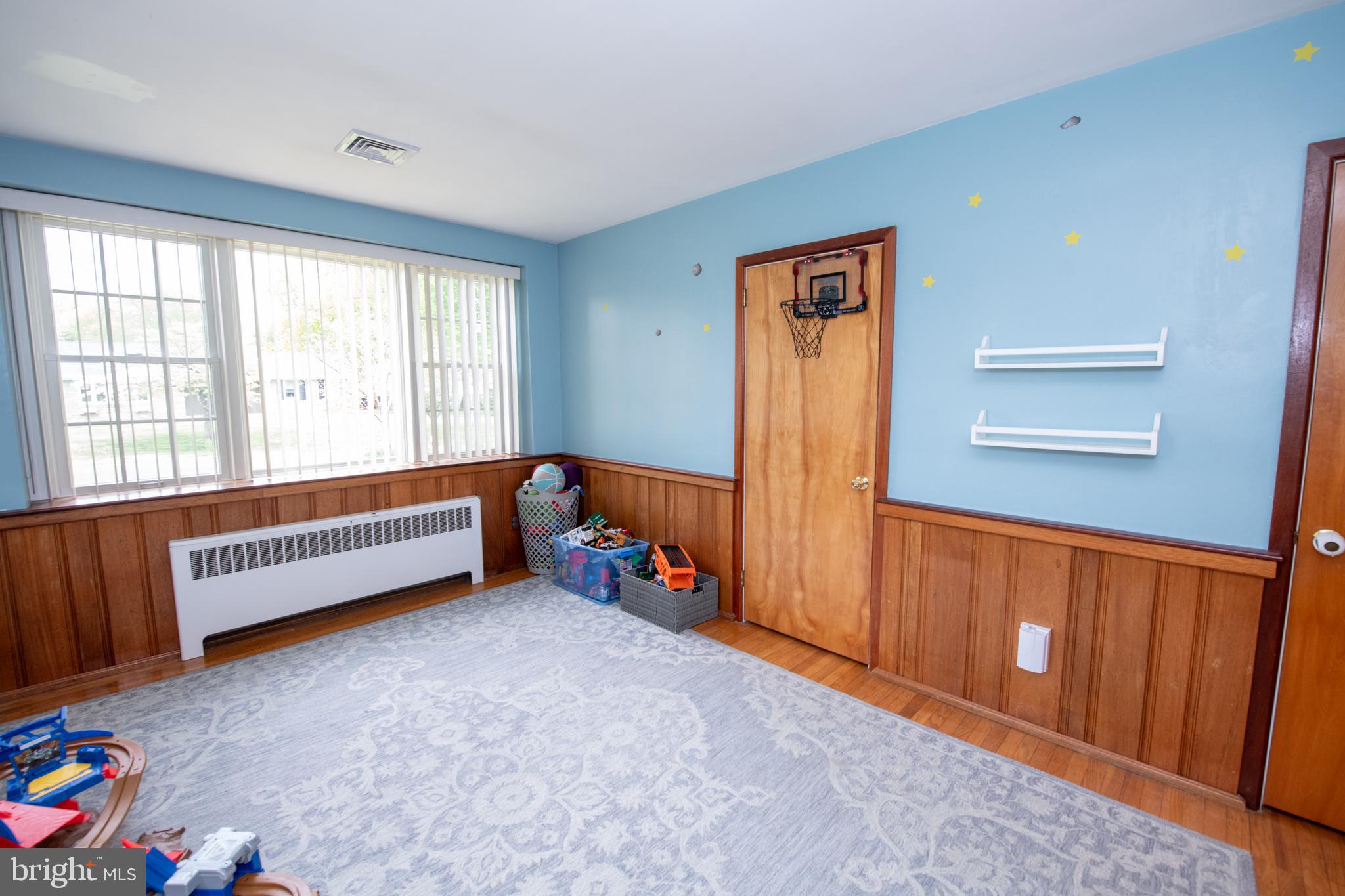 1259 Glenbrook Road Huntingdon Valley, PA 19006 - Photo 17 of 78