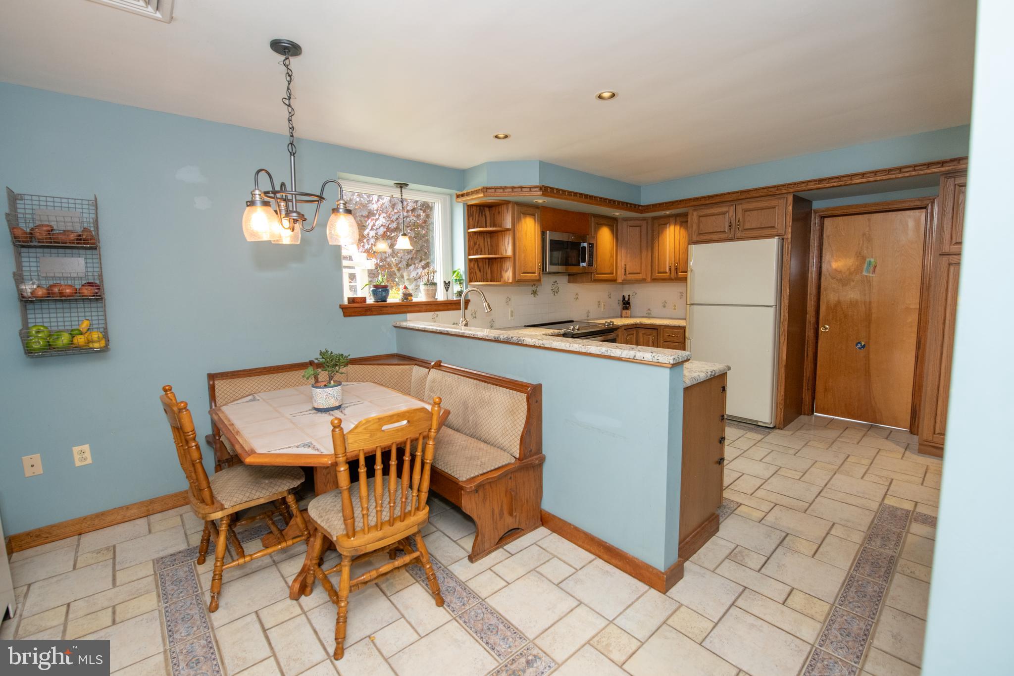 1259 Glenbrook Road Huntingdon Valley, PA 19006 - Photo 38 of 78