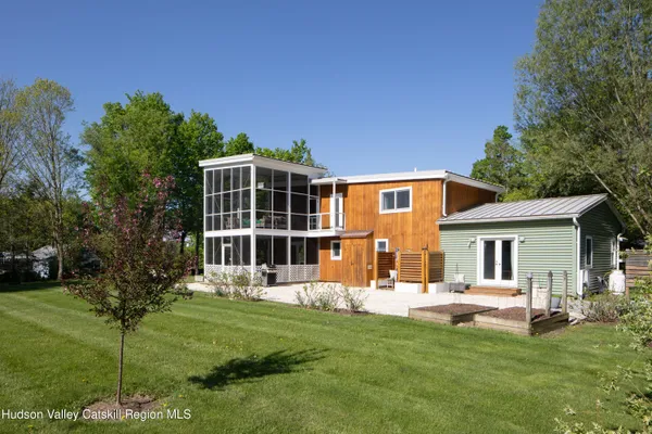 $585,000 | 34 North Maple Avenue, Millerton, NY 12546