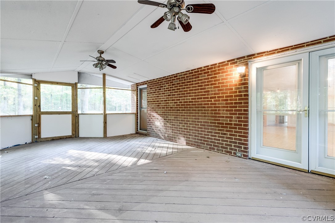 4060 Trice Lane Gum Spring, VA 23065 - Photo 34 of 40 Gallery Image 34