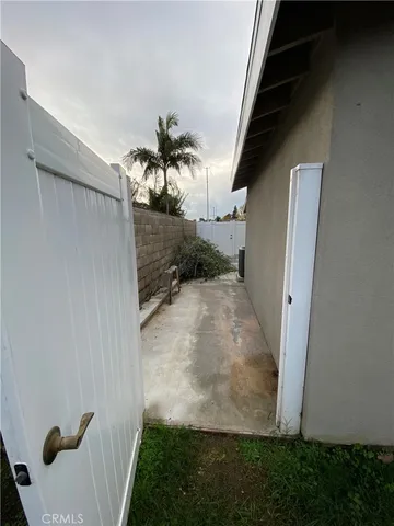 a view of outdoor space