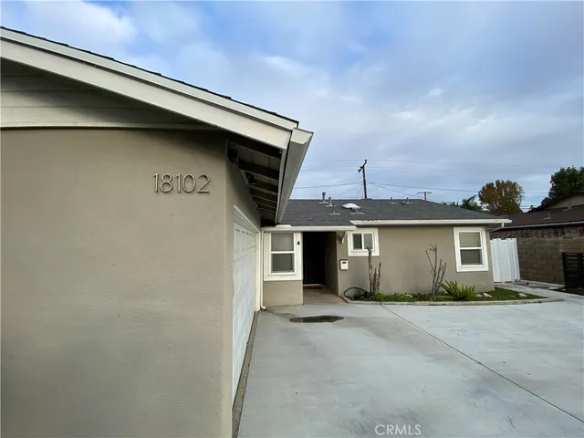 a view of house with outdoor space
