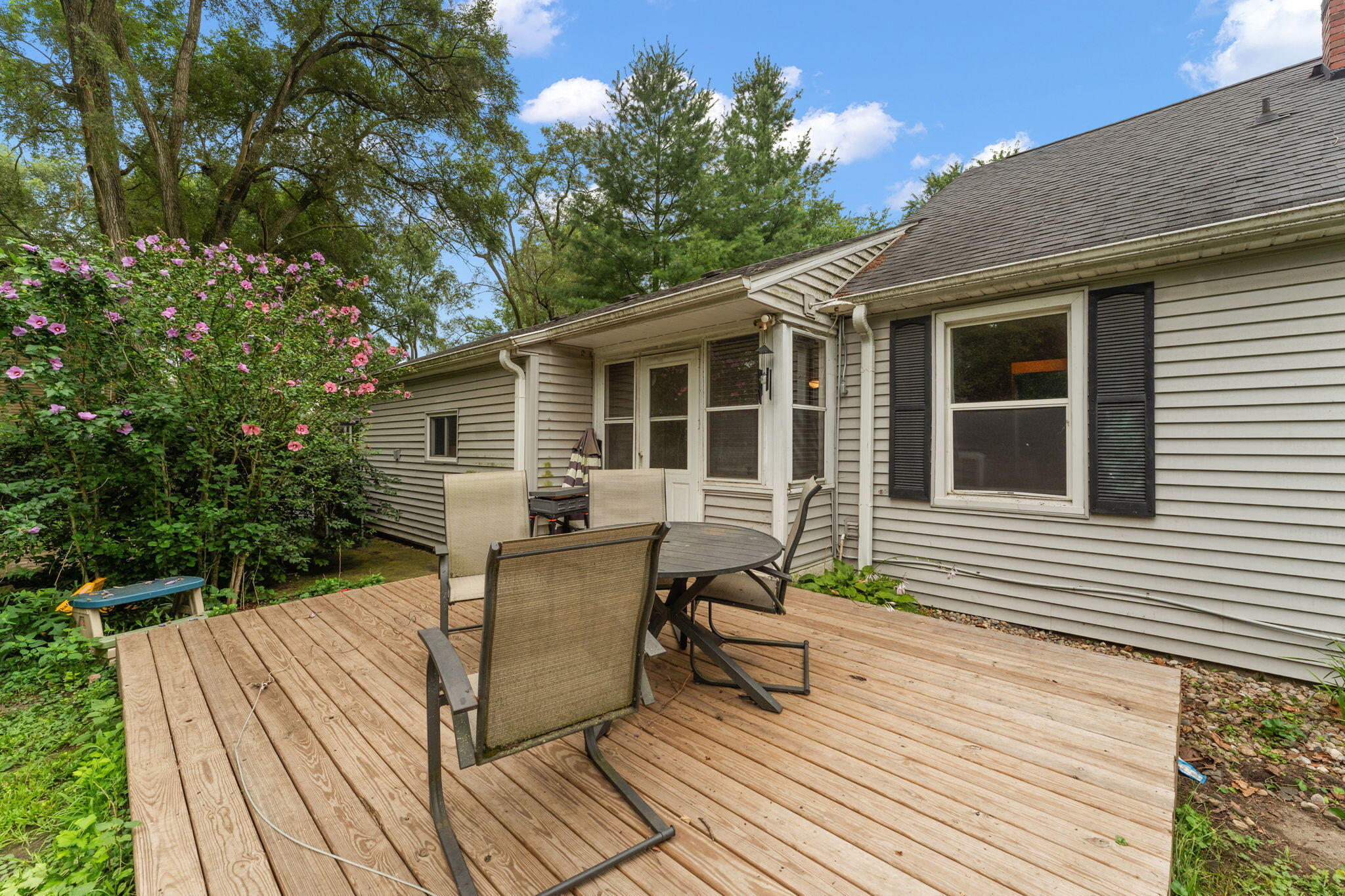1101 Azalea Street Southeast Demotte, IN 46310 - Photo 22 of 28 2048x1365