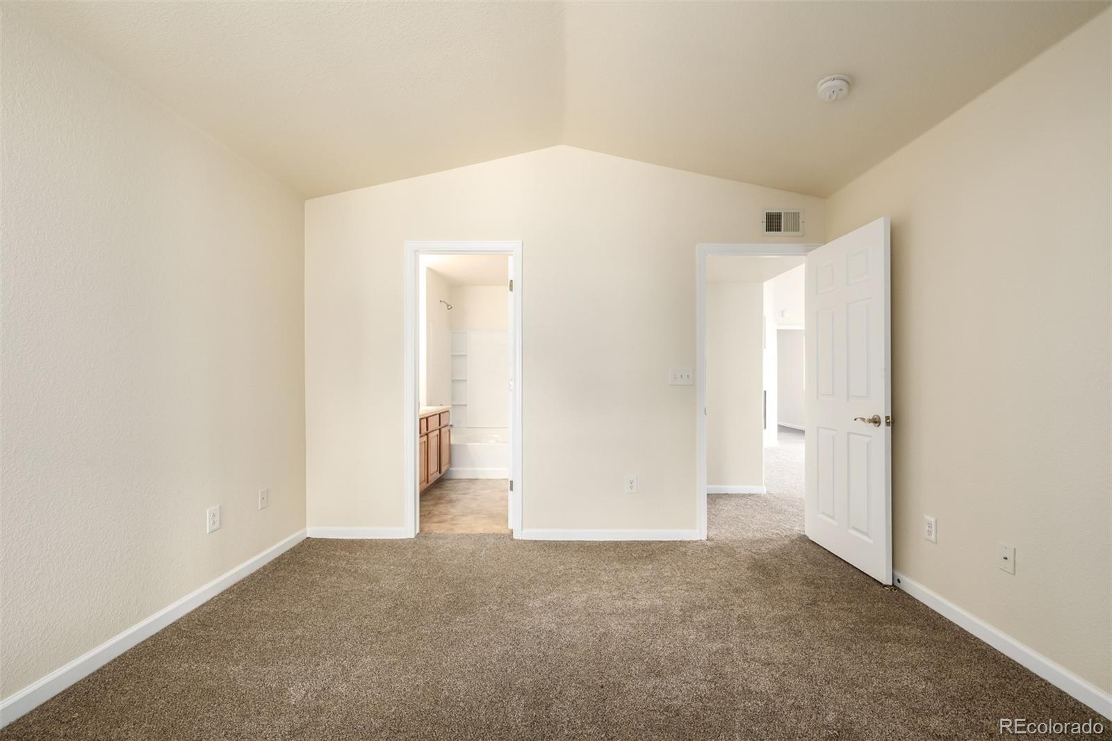 4608 Copeland Lane, Unit 201 Highlands Ranch, CO 80126 - Photo 23 of 50
