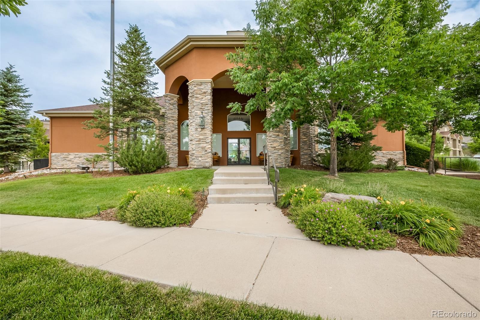 4608 Copeland Lane, Unit 201 Highlands Ranch, CO 80126 - Photo 42 of 50