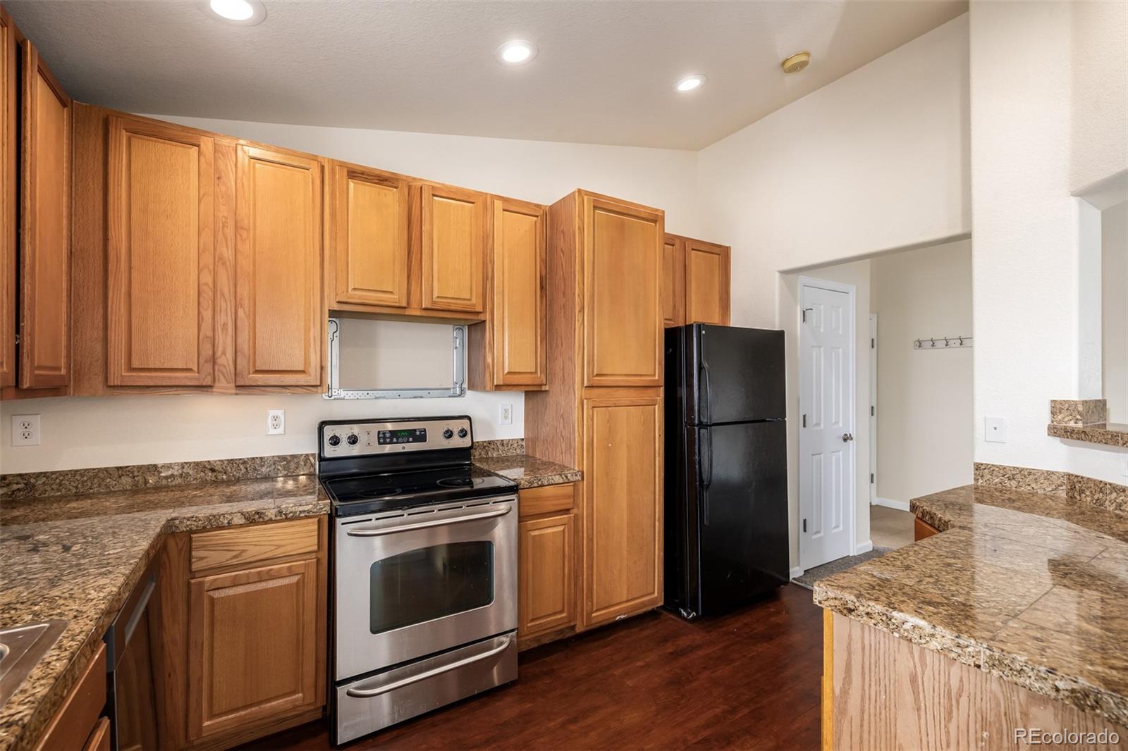 4608 Copeland Lane, Unit 201 Highlands Ranch, CO 80126 - Photo 8 of 50