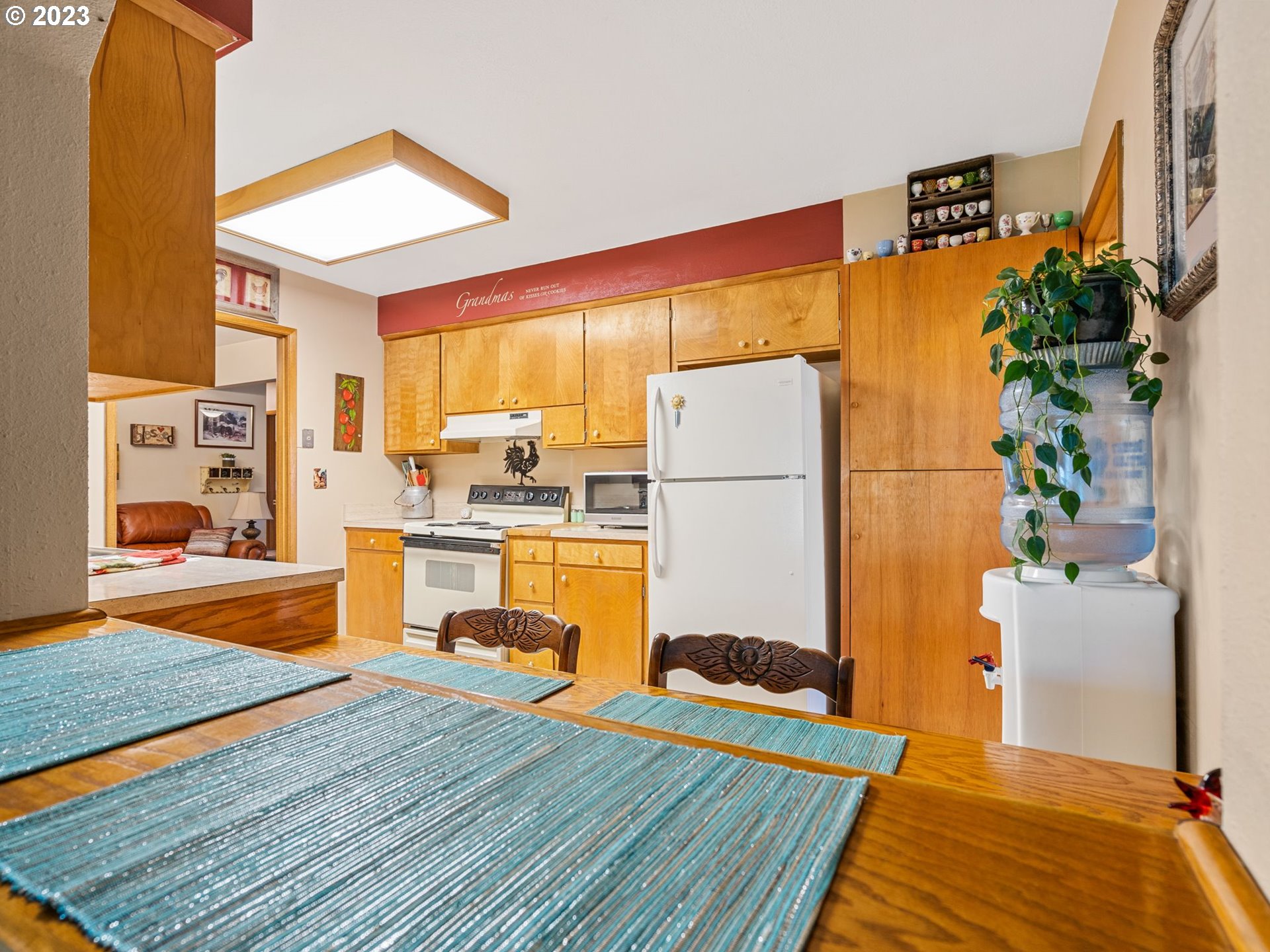 1341 Southwest 40th Street Pendleton, OR 97801 - Photo 27 of 35 a kitchen with stainless steel appliances a refrigerator and a stove