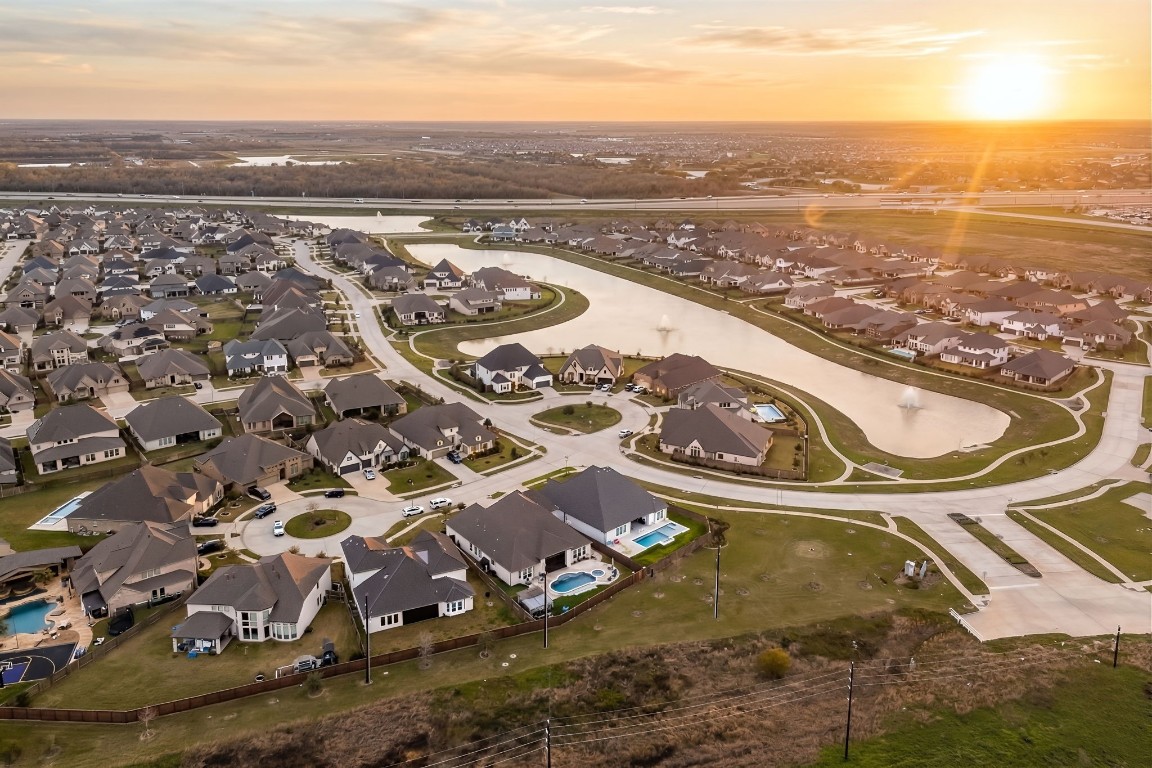 6203 Silver Lk Lane Manvel, TX 77578 - Photo 44 of 50 an aerial view of residential houses with outdoor space