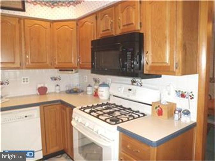 3565 Byrne Road Philadelphia, PA 19154 - Photo 9 of 22 Gallery Image 9