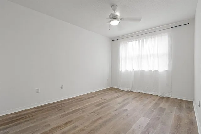 $485,000 | 8520 Northwest 139th Terrace, Unit 1602, Miami Lakes, FL 33016