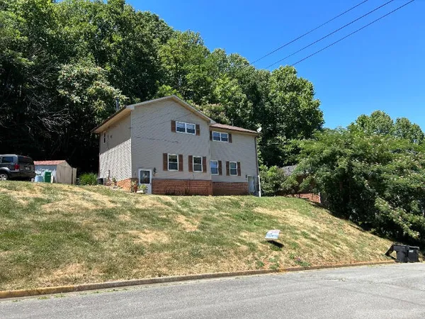$1,299 | 5335 Carolyn Circle, Roanoke, VA 24018