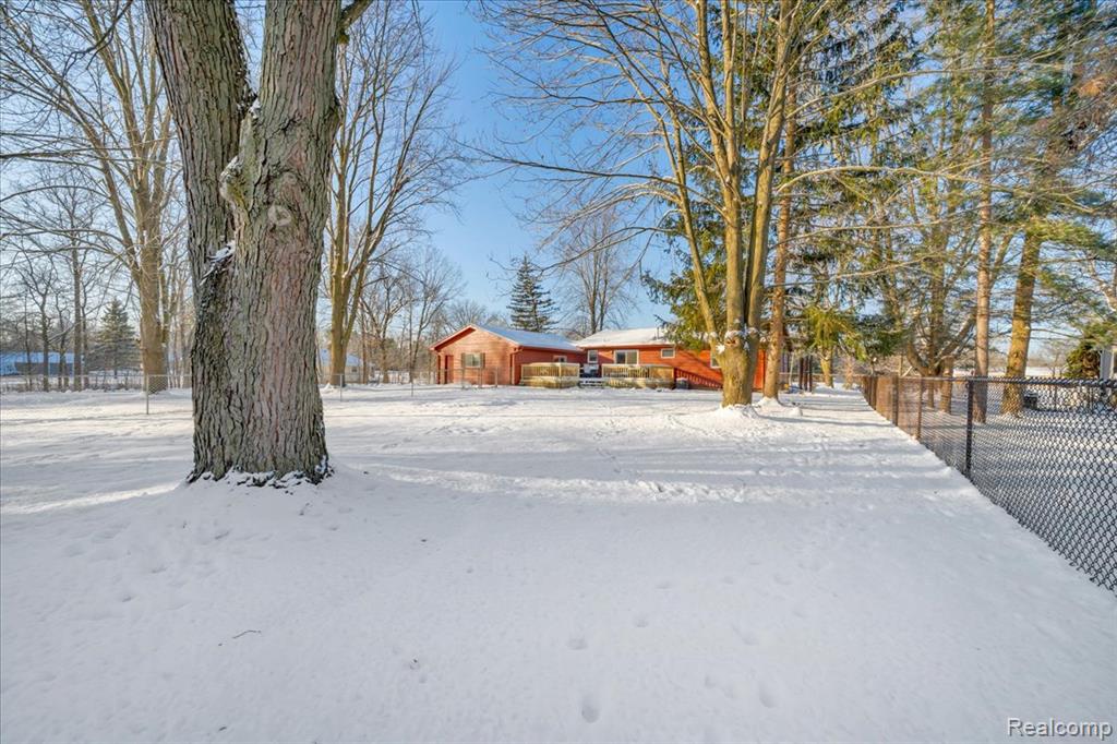 9169 Graytrax Road Grand Blanc, MI 48439 - Photo 40 of 41 Gallery Image 40
