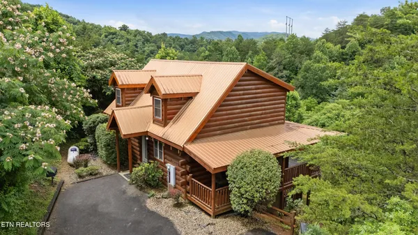 $740,000 | 4420 Shangrila Way, Sevierville, TN 37876